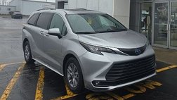 2025 Toyota Sienna XLE