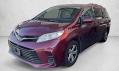 2019 Toyota Sienna LE