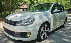 2010 Volkswagen GTI Base PZEV