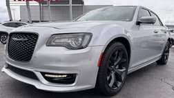 2023 Chrysler 300 Touring L