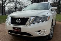 2014 Nissan Pathfinder SV