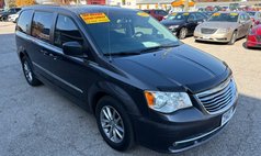 2016 Chrysler Town and Country Touring