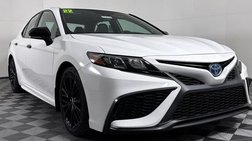 2022 Toyota Camry Hybrid SE Nightshade