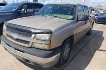 2005 Chevrolet Silverado 1500 LS RWD