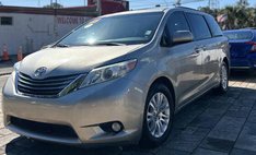 2015 Toyota Sienna XLE 8-Passenger