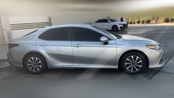 2022 Toyota Camry Hybrid LE