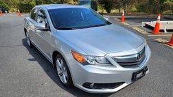 2013 Acura ILX 2.0L w/Tech