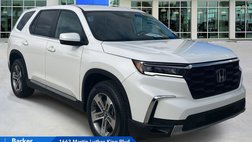 2023 Honda Pilot EX-L w/Rear Captain's Chairs