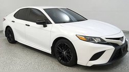 2020 Toyota Camry SE Nightshade