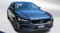 2020 Volvo S60 T6 Momentum