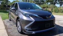 2024 Toyota Sienna XLE 7-Passenger