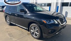 2018 Nissan Pathfinder SV