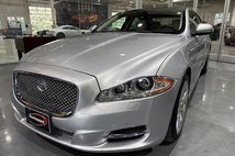 2013 Jaguar XJ Base