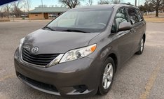 2013 Toyota Sienna LE