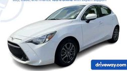 2020 Toyota Yaris Hatchback LE