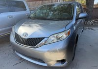 2011 Toyota Sienna SE 8-Passenger