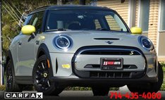 2022 MINI Hardtop Cooper SE