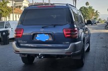 2004 Toyota Sequoia SR5