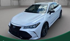 2019 Toyota Avalon Hybrid XSE