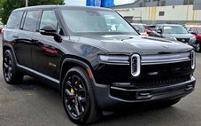 2025 Rivian R1S Ascend
