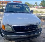 2004 Ford F-150 HERITAGE XL