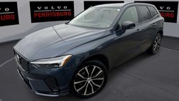 2024 Volvo XC60 B5 Ultimate Dark Theme