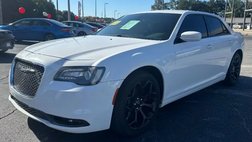 2017 Chrysler 300 Limited