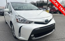 2017 Toyota Prius v Five
