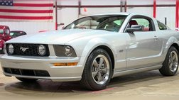 2005 Ford Mustang GT Premium