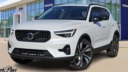 2025 Volvo XC40 B5 Ultra Dark Theme