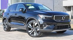 2023 Volvo XC40 B5 Ultimate Bright Theme