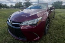 2016 Toyota Camry XLE