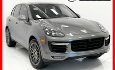 2017 Porsche Cayenne Base