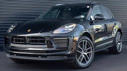 2025 Porsche Macan T