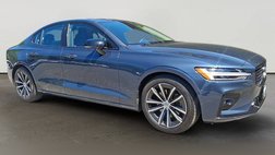 2021 Volvo S60 T5 Momentum