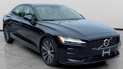 2022 Volvo S60 B5 Momentum