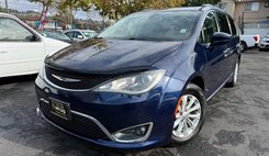 2017 Chrysler Pacifica Touring Plus