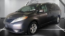 2013 Toyota Sienna LE