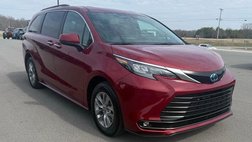 2025 Toyota Sienna XLE 7-Passenger