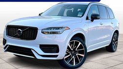 2023 Volvo XC90 Recharge T8 Ultimate Dark Theme