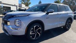 2025 Mitsubishi Outlander PHEV SE