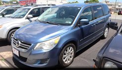 2011 Volkswagen Routan SE