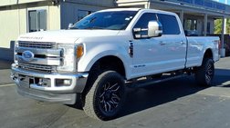 2017 Ford Super Duty F-350 Lariat