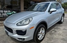 2016 Porsche Cayenne Base