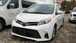2020 Toyota Sienna LE