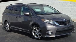 2012 Toyota Sienna SE 8-Passenger