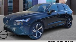 2025 Volvo XC60 B5 Ultra Dark Theme