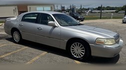 2003 Lincoln Town Car Executive