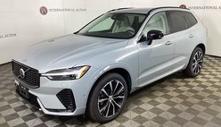 2025 Volvo XC60 B5 Plus Dark Theme