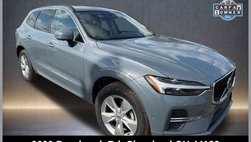 2022 Volvo XC60 B5 Momentum